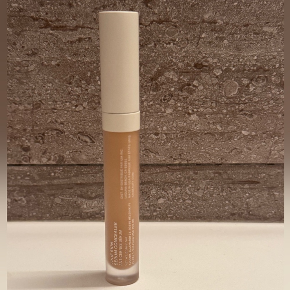 ILIA - True Skin Serum Concealer - Picture 3 of 5